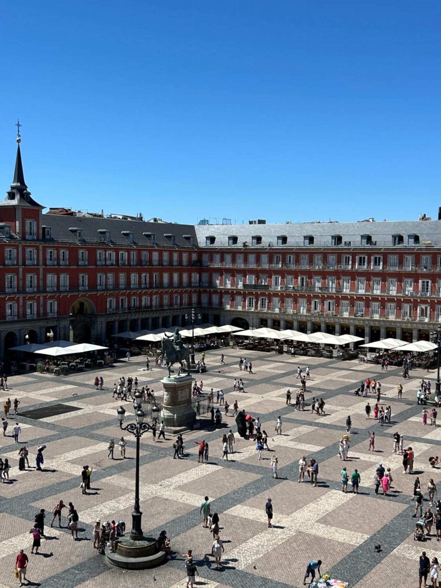Plaza Mayor View Madrid Luaran gambar